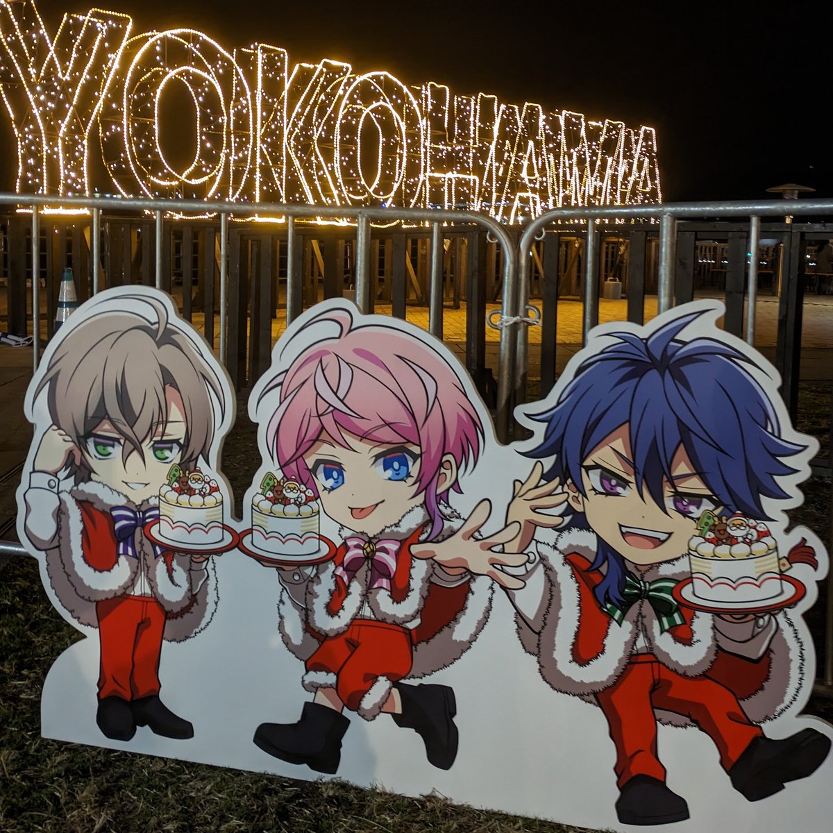 ezr428's tweet photo. 赤レンガ戦利品
コラボフードファイト共に頑張ったお兄様お姉様ありがとうございました.ᐟ

#イルミネーションと一緒に楽しむフードフェスタ2023〜サンタが喜ぶフード大集合〜in横浜赤レンガ倉庫 https://t.co/e5Qn0uUpog