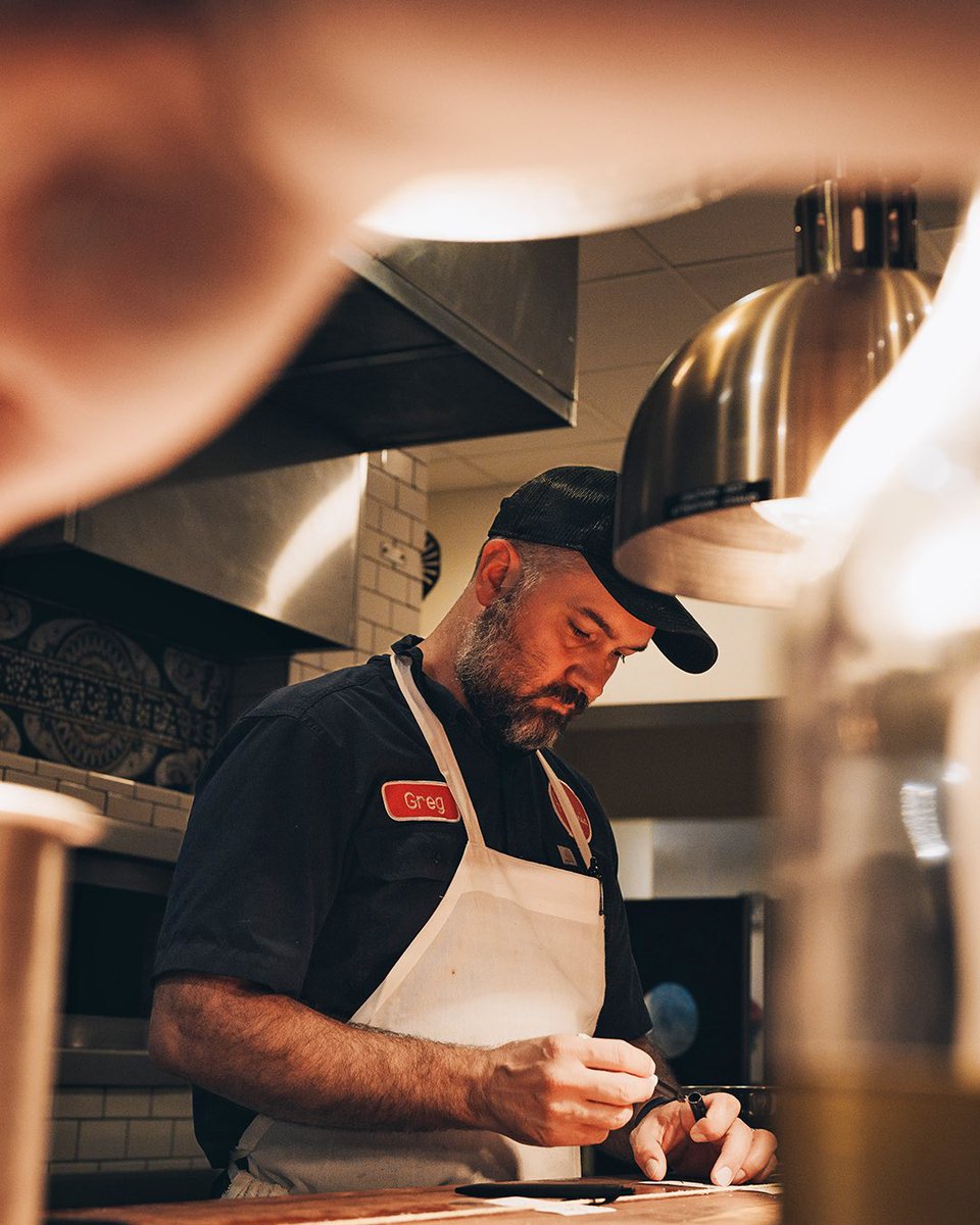 Behind every delicious dish is talent, focus, hard work, and drive ⭐️ Executive Chef Greg May in his element @pastariastl 👨‍🍳#sortaclosetoitaly