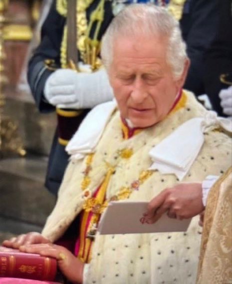 ThreatNotation's tweet image. Checking the DMs on this account