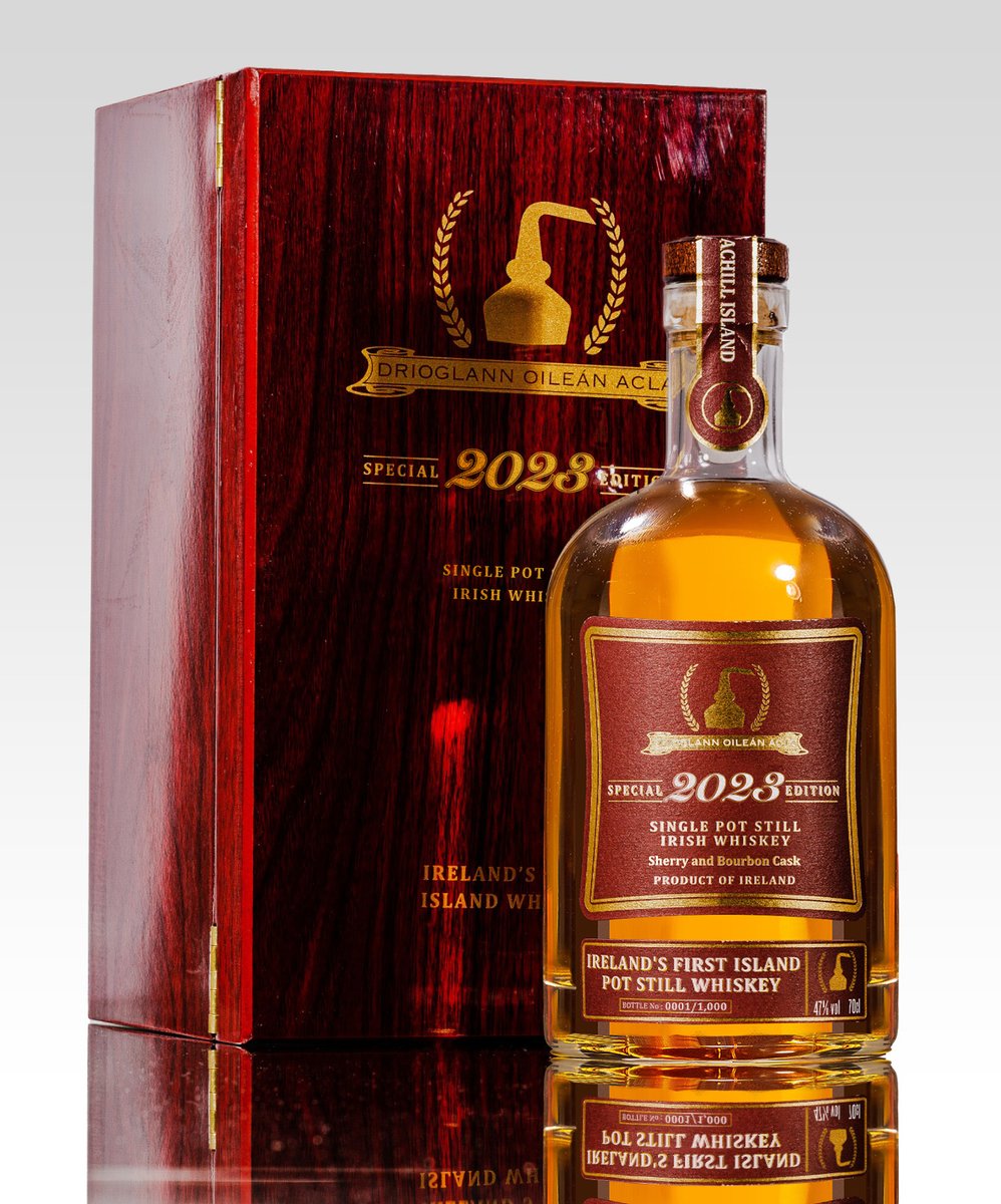 AchillWhiskey's tweet photo. NEW RELEASE 
Introducing Ireland’s First Island Single Pot Still!
Aged in Sherry and Bourbon casks 
Limited release of 1,000 bottles, non-chill filtered &amp; bottled at 47%
Available from the Distillery Celtic Whiskey Shop IrishMalts &amp; Supervalu
https://t.co/2mQGpj6FXJ
#irishwhiskey https://t.co/FzyKTKcIDV