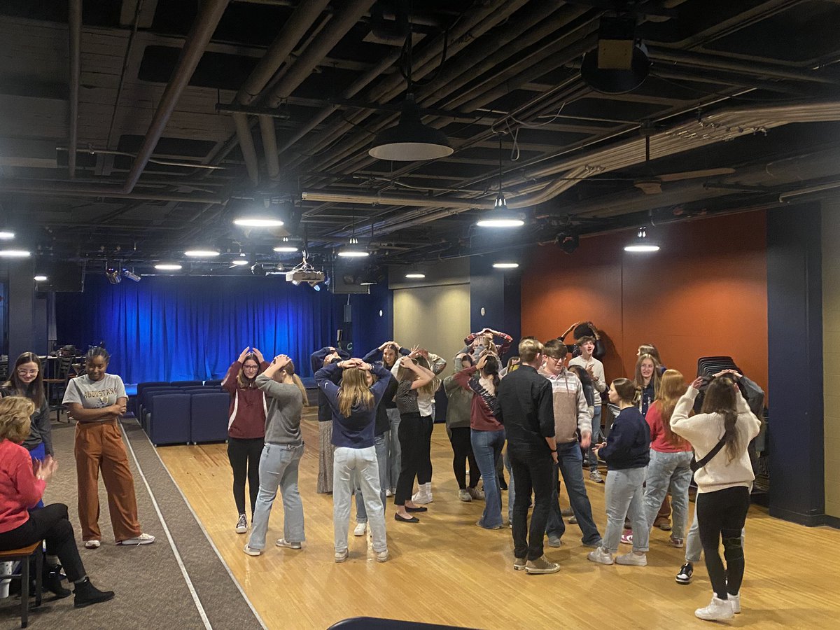 Great sessions <a href="/GoAugie/">Augustana Vikings</a> learning expo today. So many great professors sharing their gifts with our students! #growyourown #sdedchat