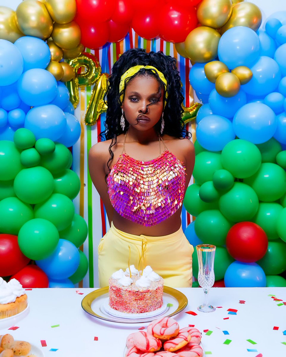 Zuchuvisuals tweet media