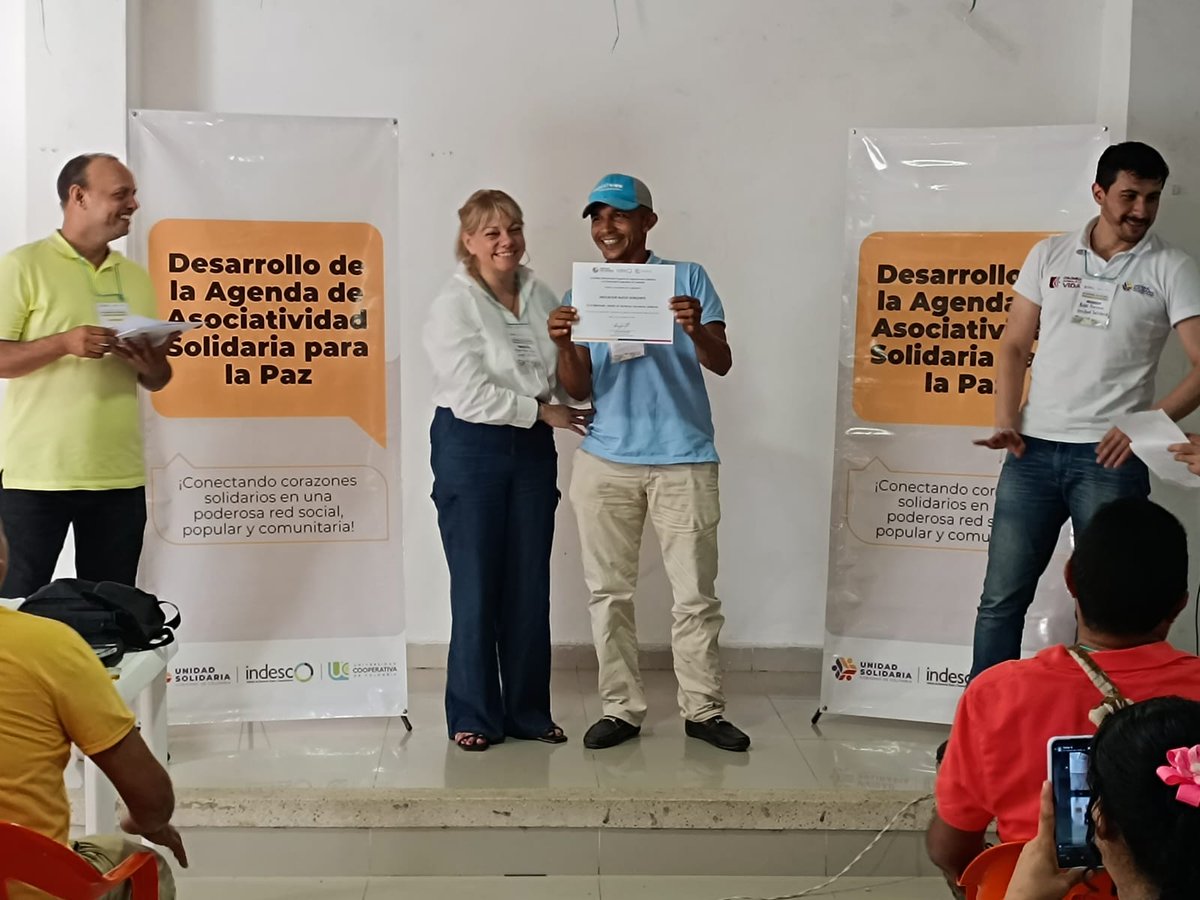 Ovejas en #Sucre, también es un #TerritorioSolidario. Realizamos la Asamblea Regional de Economía Solidaria, Popular y Comunitaria con resultados muy satisfactorios para los participantes. Creemos en los Montes de María, donde la economía solidaria y popular, es protagonista.