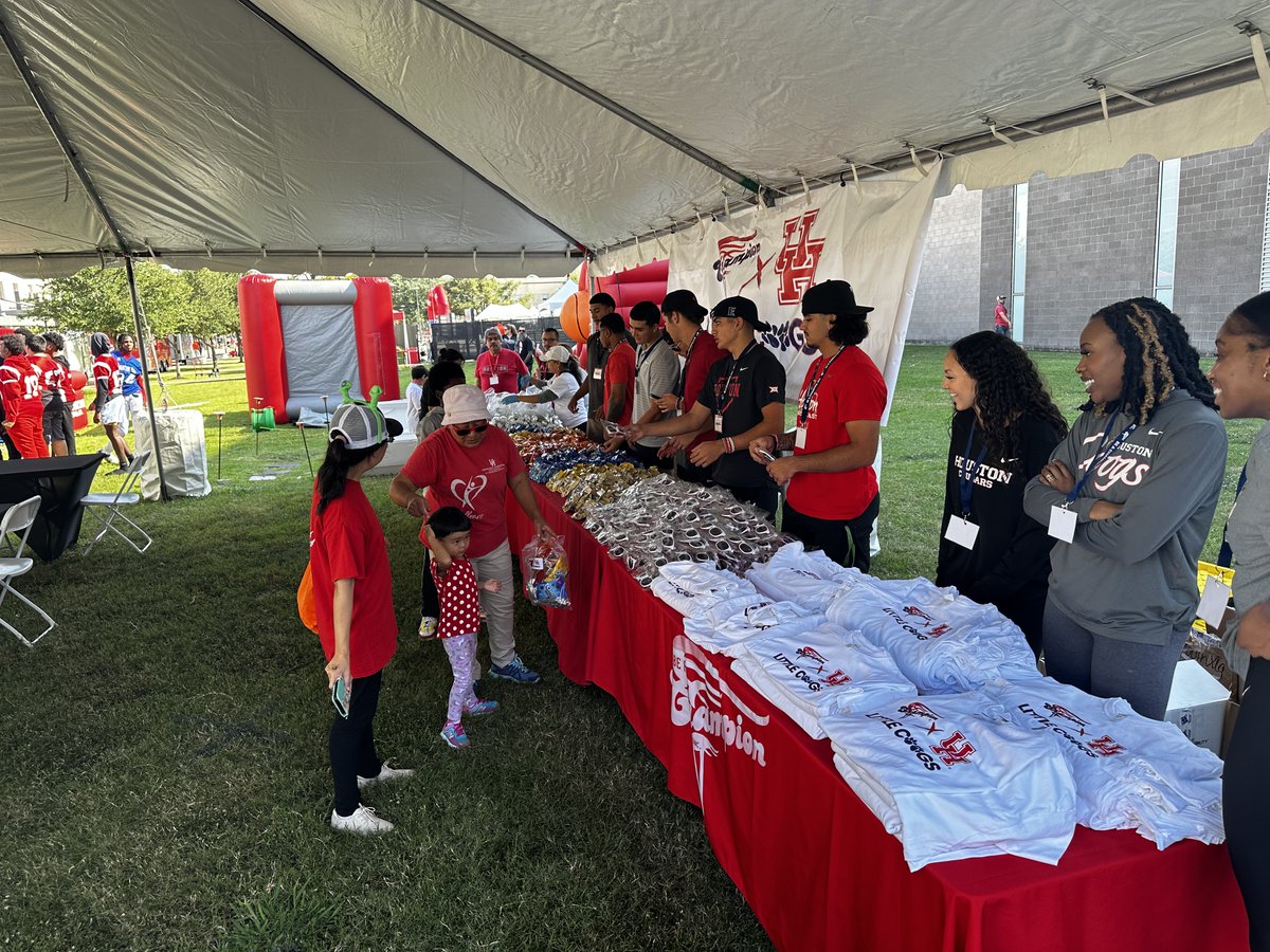 Earl D. White (@caaearlwhite) on Twitter photo The future looks bright for <a href="/BEACHAMPIONINC/">Be A Champion, Inc.</a> and our Lil Coogs tailgates! With the incredible support of Champion Athletes Academy, <a href="/UHCougarBB/">Houston Baseball</a>, <a href="/UHCougarVB/">Houston Volleyball</a>, and all the schools that joined us, we're excited for more unforgettable moments in the seasons to come! The future looks bright for <a href="/BEACHAMPIONINC/">Be A Champion, Inc.</a> and our Lil Coogs tailgates! With the incredible support of Champion Athletes Academy, <a href="/UHCougarBB/">Houston Baseball</a>, <a href="/UHCougarVB/">Houston Volleyball</a>, and all the schools that joined us, we're excited for more unforgettable moments in the seasons to come!