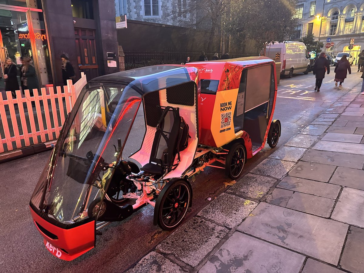 ciarancannon's tweet photo. Great to meet the @Kerbcabs team this evening as they launch a superb new transport option for Dublin City Centre. Wishing them every success. #greenmachines #biketaxi https://t.co/HwH9HqiznI