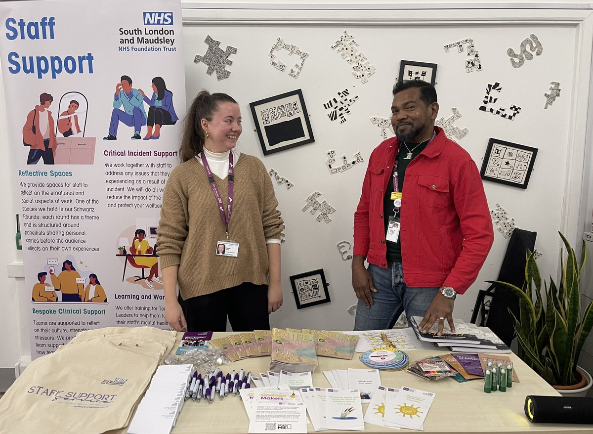 Had the privilege today to join up with the Lived Experience Network to host a wellbeing event at the Bethlem Green room for our amazing colleagues 🙏🏽 @MaudsleyNHS @simon_sherring @ClairPollard @nathaliezach @normanlamb #staffsupport #Wellbeing #connection #selfcare