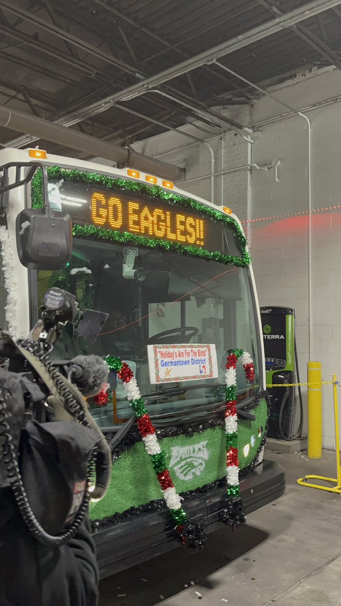 SEPTA_SOCIAL's tweet photo. Itβs an EAGLES Christmas from Germantown District! GO EAGLES!
π¦
ππ #SEPTA #SEPTASOCIAL #FESTIBUS #COMPETITION https://t.co/79mNZvxg4p