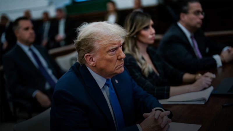 OutciderAlan's tweet photo. Trump Goes After Wife Of Judge In N.Y. Fraud Case https://t.co/xzy354Gtp7 https://t.co/VM243wHpAd