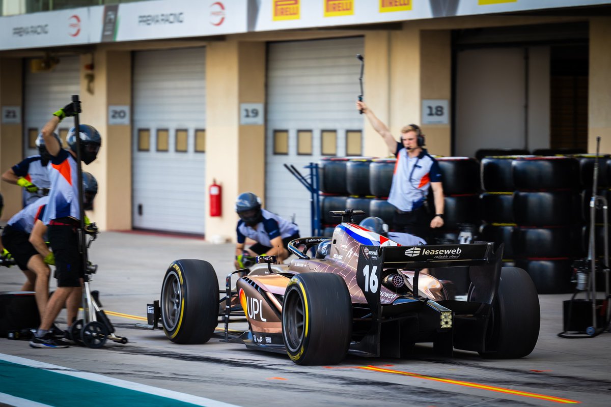 JoshuaDuerksen1's tweet photo. Practicing the Pit Stops for next year 🔥

Practicando lo que van a ser los Pit Stops el próximo año 🔥 https://t.co/LE4Jtm6Ust