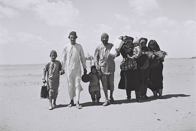 IsraelinSpanish's tweet photo. 850.000.

Ese es el número de refugiados judíos de países árabes e Irán que tuvieron que escapar de los países que eran sus hogares por cientos (y hasta miles) de años.

Dejaron atrás sus casas, negocios, sinagogas y pertenencias.

📸Refugiados judíos de Yemen, 1949 https://t.co/MGM3dvry0S
