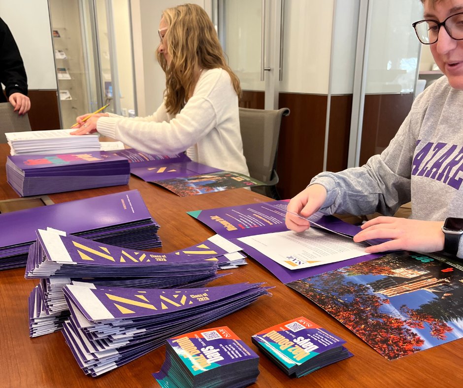 Nazuniversity's tweet photo. Start checking the mail! Early action notifications are going out and we are ready to welcome our newest Golden Flyers to Naz. Snap a photo, tag us, and share with the world that you are #NazBound! It's not too late to apply! Early action deadline: Dec. 1! https://t.co/yJ6gSV6xiF https://t.co/RZzjISOUnc