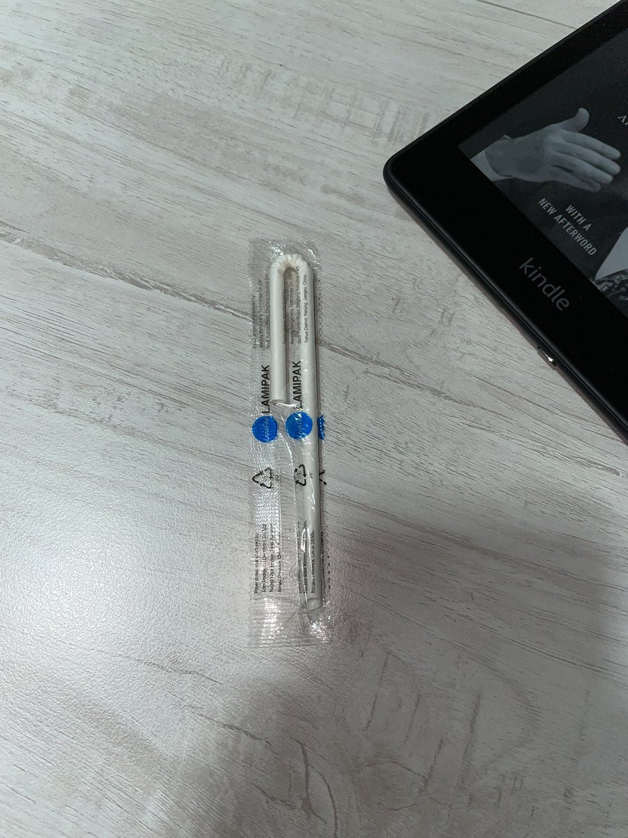 JinitSavla's tweet photo. Paper straw in plastic wrapper. So called GREEN MOVEMENT🤡 https://t.co/auk1u5B6NC