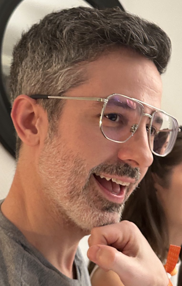 Jas0n Wang tweet media