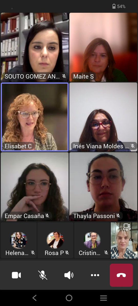 Entrañable acto de entrega a las personas ganadoras de la V Edición de la Beca Dra Silvia Sanz.
Gracias por compartir vuestros proyectos y gracias a las ganadoras de la IV Edición por informarnos de vuestros progresos.