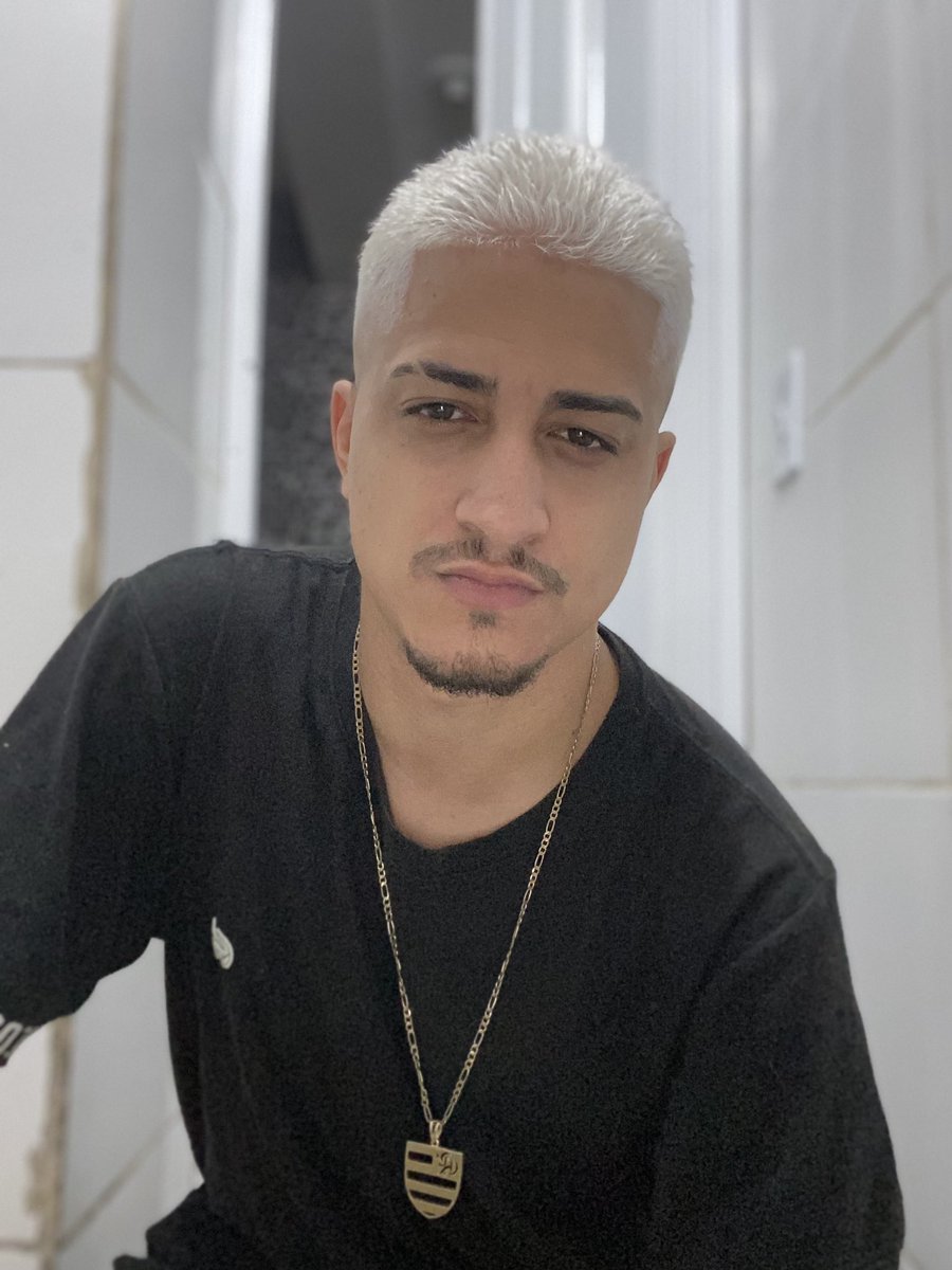 sprousensm's tweet photo. Ela joga no 7 🎶❄️ https://t.co/56xmrsHf7p