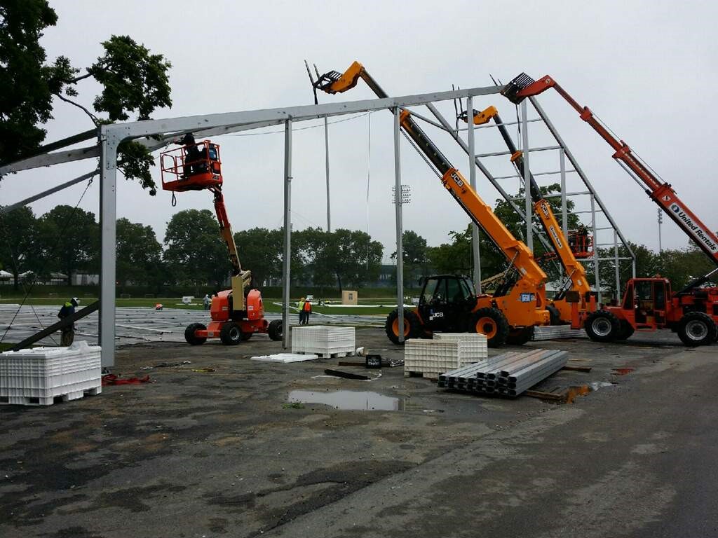 Work more efficiently with the Structure Lifting Sling, a perfect solution for raising arches on clear span structures &amp; lifting up tents!
10′ length
.
Working load limit
Choker 2,560 lbs
Vertical 3,200 lbs
Basket 6,400 lbs
.
🛒 ON SALE:
bit.ly/3vM8jUV

#blockandroll