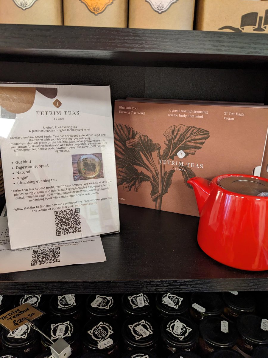 It's always lovely to see our product on the shelf, thank you Tea Traders Carmarthen for stocking our Rhubarb Root Health Blend.

Anyone wanting a fab place to stop for a cuppa, homemade cake or tasty cawl, call in (and pick up a box of our tea while you're there 😃)
Guildhall Sq
