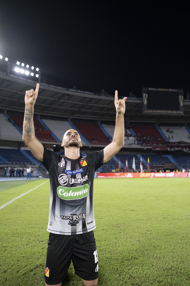 DeporPereiraFC's tweet photo. 💛❤️ Hoy hace un año estábamos viviendo uno de los momentos más importantes de nuestra historia 📖 Clasificar por primera vez a una final de la primera categoría que días después nos daría nuestra primera estrella ⭐️ 

UNO DE LOS RECUERDO MÁS FELICES DE TODOS LOS MATECAÑAS 💛❤️ https://t.co/5DKPvPRtAk