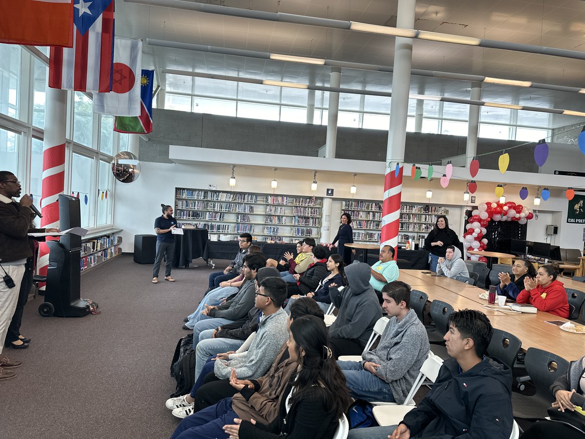 LynwoodSchools's tweet photo. Congratulations to our #Lynwood students who have been reclassified from English learners to Fluent English Proficient! The journey to linguistic excellence continues for these scholars with the support of our teachers and staff!   #WeAreLynwood #EnglishLearner #FluentInSuccess https://t.co/bKaPGXUCnE