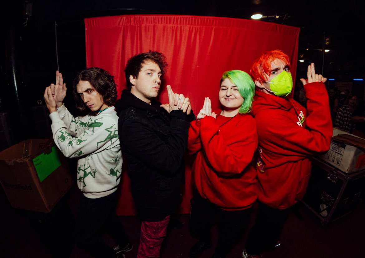 ∙ alex ∙ tweet media