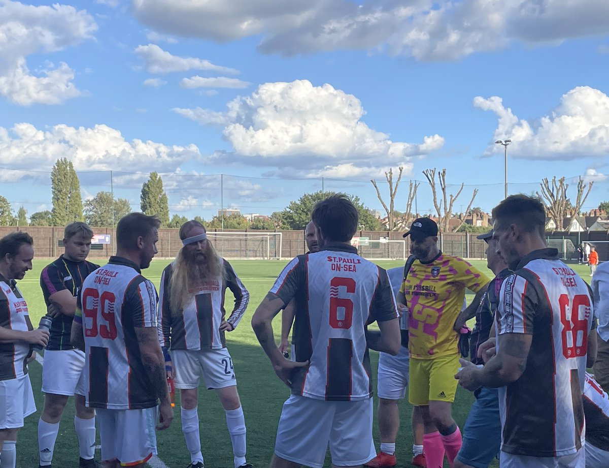 StPauliOnSea's tweet image. .@StPauliOnSea 2️⃣ (@99BenBray1 ,Hollingworth)
Calcium Deficiency5️⃣
Lacked concise communication @ times &amp;amp; with a couple of lads coming back from injury &amp;amp; illness, we were a bit rusty but also created a no of chances &amp;amp; on another day could’ve run em closer #WeGoAgain #fcsp #7ASide