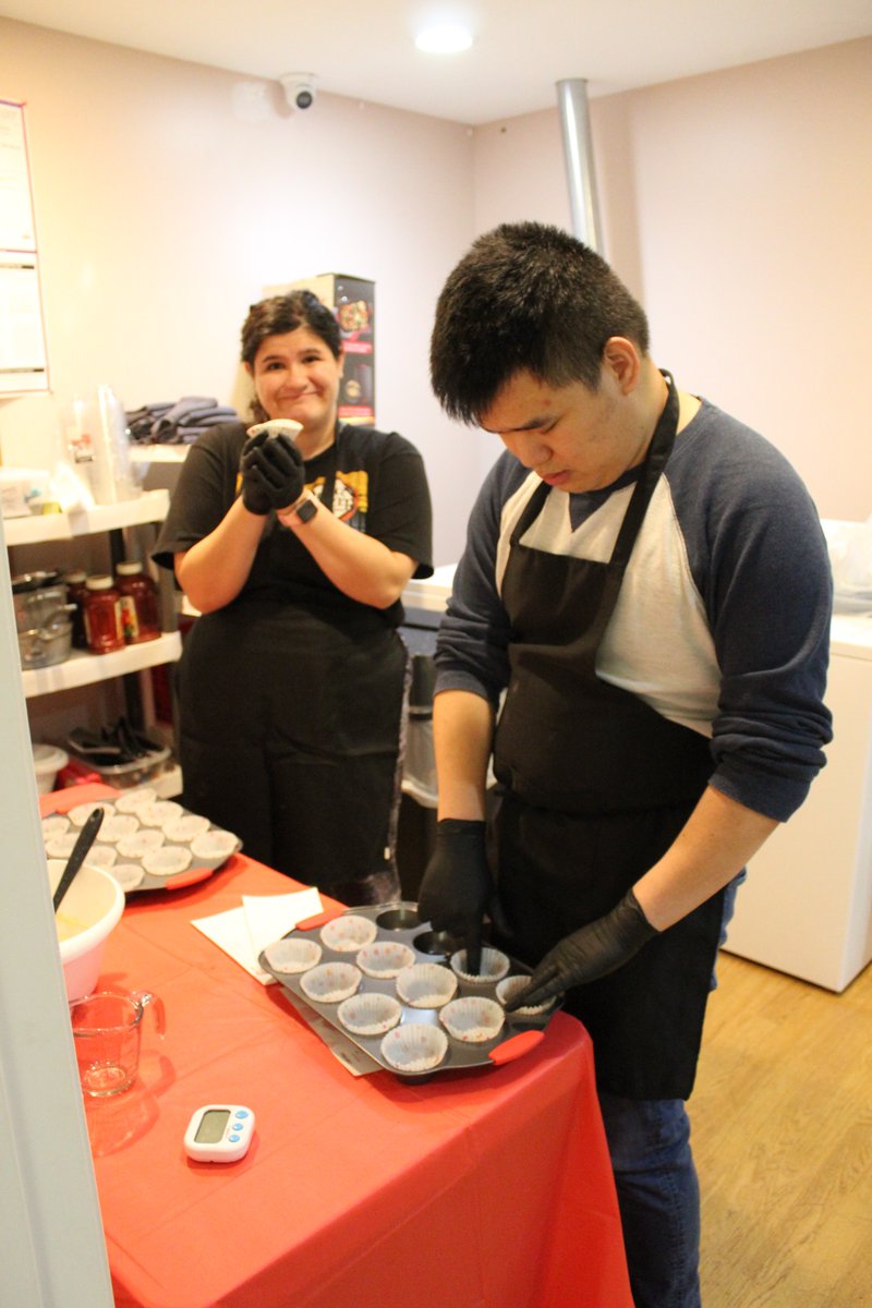 ACFSouthampton's tweet photo. ACF’s PEP crew made a mean meal last Thursday. Spaghetti, meatballs, garlic bread, and, to top it all off, CUPCAKES! We got some real next-level chefs; I wonder what they’ll cook up next? https://t.co/UtyP78sG6k