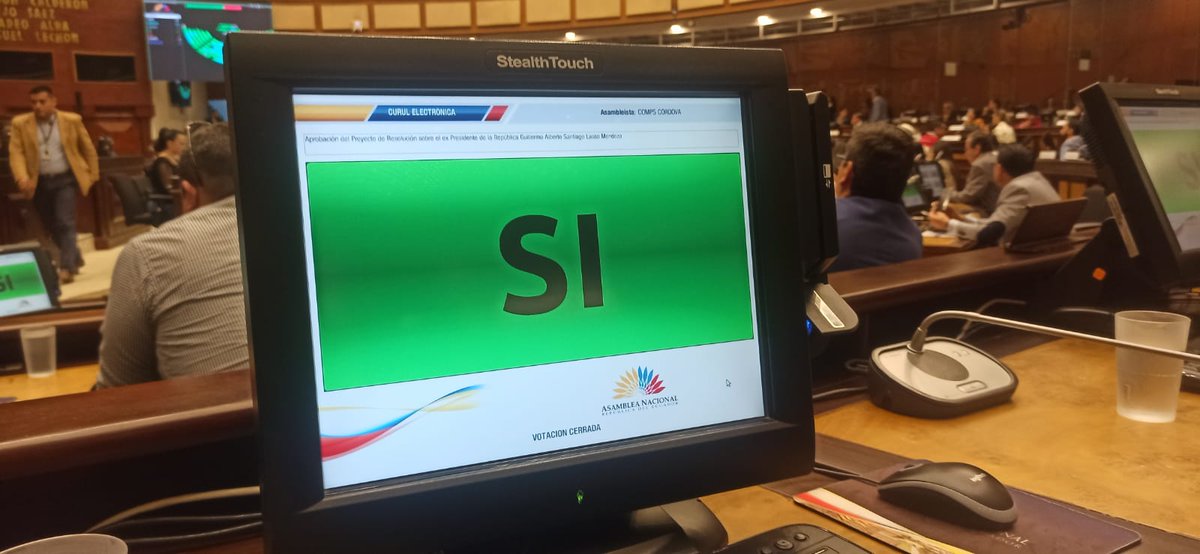 CompsCordova's tweet photo. LASSO RESPONSABLE POLÍTICO DE PECULADO.
🔰👍 | @LassoGuillermo es responsable de continuar con el acabose del País 🇪🇨 heredado de Moreno y además hundirlo en la peor corrupción y en el narcotráfico.
#BancadaCiudadana
#lassoculpable
@MashiRafael @LuisaGonzalezEc https://t.co/ESpwIRQNWJ