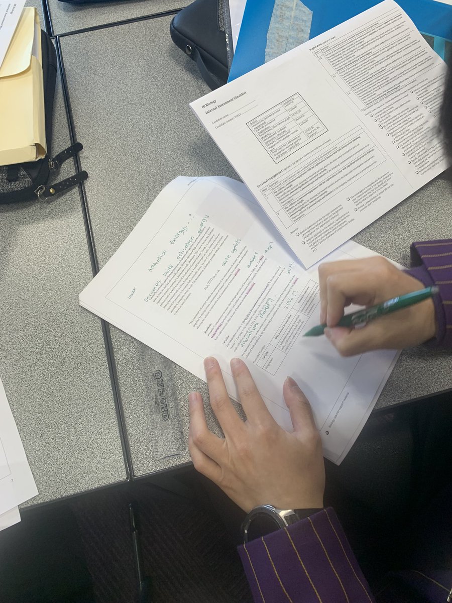 BeckRSaunders's tweet photo. #IB #Biology #InternalAssessment season begins…. We are reviewing a sample IA - these guys are brutal! They are going to die when that get the final score - very very generous https://t.co/hBa15djMX8