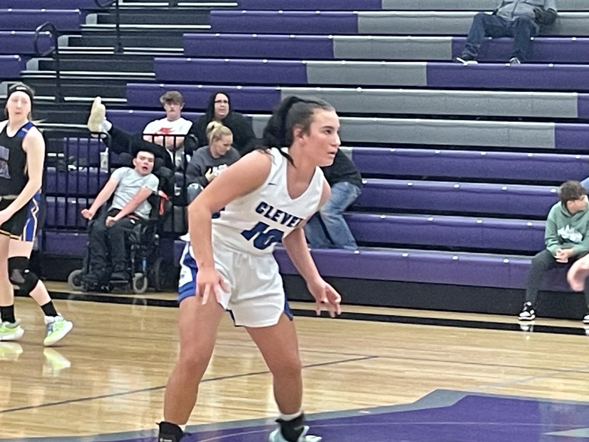 PGHMissouri's tweet photo. Ireland Jones scored 24 points and Brylie Hicks scored 20 points for ⁦@CleverLadyJays⁩ in its victory over Ava this afternoon ⁦@GoFairGrove⁩ https://t.co/2KyQJYIvxB