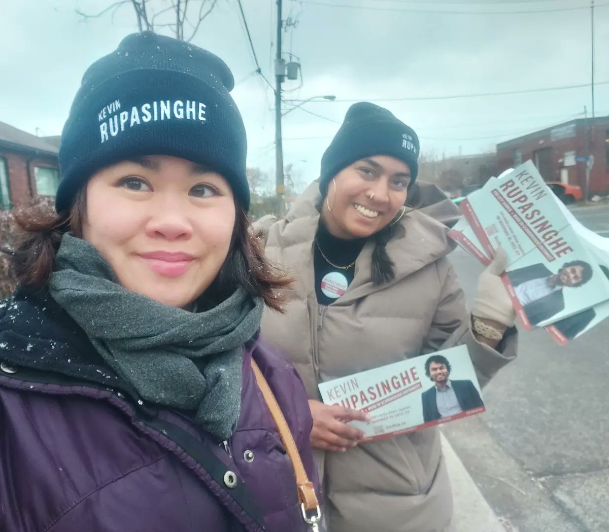 Local4948's tweet photo. About 2 hrs left to go before the polls close! #scarboroughsouthwest have you voted yet? Every vote counts! Be sure to vote for @KevinRupasinghe as your new city councillor! @torontolabour #topoli #torontolabour https://t.co/nzRCGre3ss