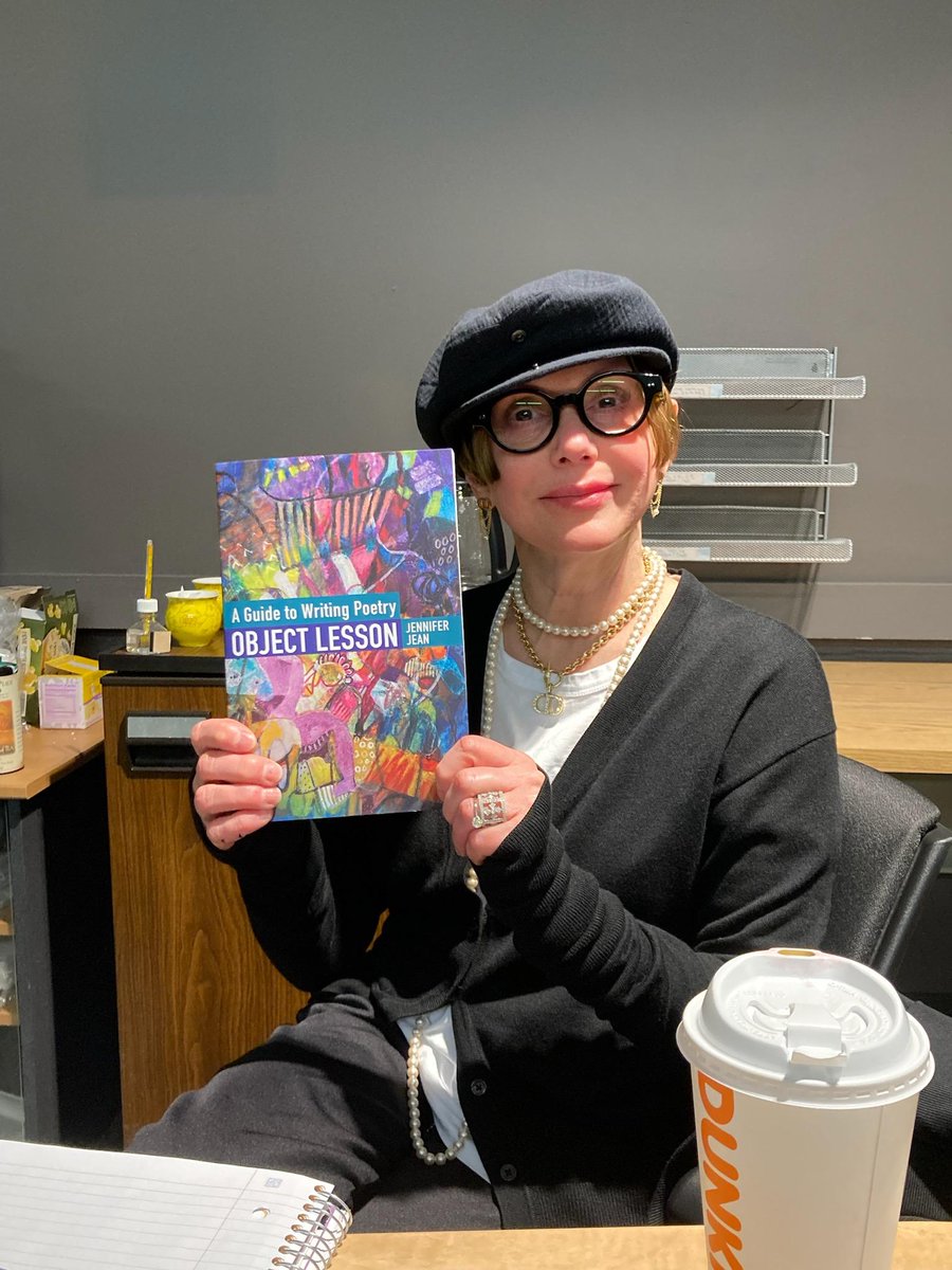 fishwifetales's tweet image. Was sent this photo of a reader recommending my poetry guide to a friend—you never know where your books end up or who they reach!
#ObjectLesson #lilypoets #jenniferjeanwriter #writinglife #creativelife #amwriting #poetscommunity #writingcommunity  #bostonpoets #supportpoets