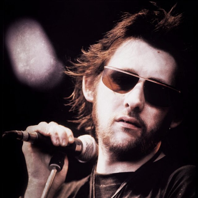 Very saddened to hear of the passing of Shane McGowan. His words elevated lyric writing into poetry like no one else of his generation.  #ripshanemacgowan  💚