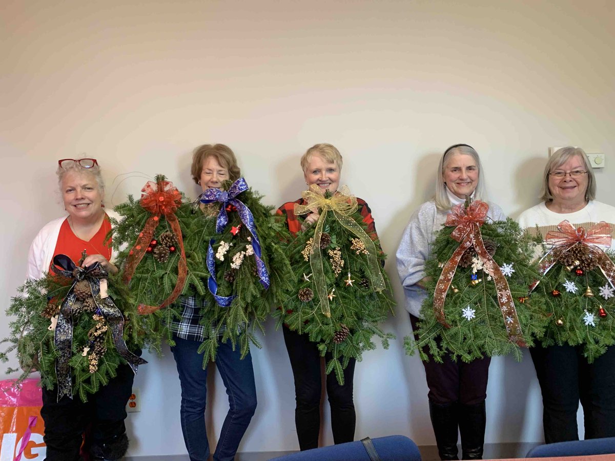 PARLevents's tweet photo. Another great afternoon & awesome session of making beautiful holiday swags! Thank you, #RiverJohn library! … and our #CommunityHealthBoards & #WellnessGrants! ❤️🎄 https://t.co/oEZDCy4KyZ