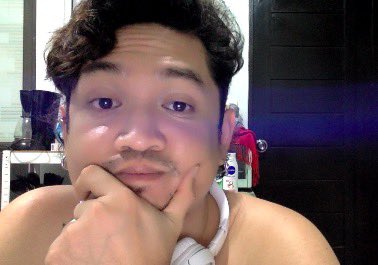 mmxmff0's tweet photo. I chose to stay up all night and work almost half of what I can just do over tomorrow. Pero ba’t naman ayaw pa din mag stop ng utak ko na isipin yung trabaho kahit nakahiga na ako and inaantok? 🫠🙃 https://t.co/W55hFyJuqR