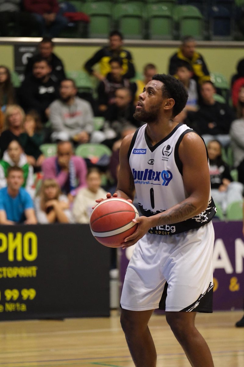 Ambition___0's tweet image. You ever watch a dream manifest ?              Eur0 Steppin🥷🏾0️⃣