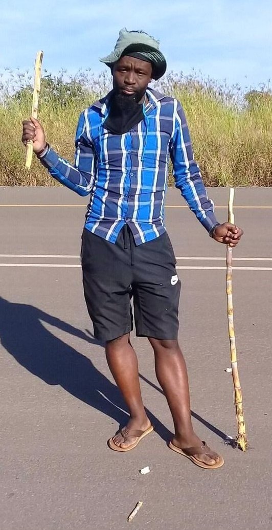 POLICE NOTICE: The police are looking for this man who is wanted for shooting and killing two women (aged 20 and 33) of Melmoth in northern KZN two weeks ago. His name is Siboniso Xulu (33) and he is from Sidakeni area. If you see him, contact Sergeant Nzuza on 064 540 6911.