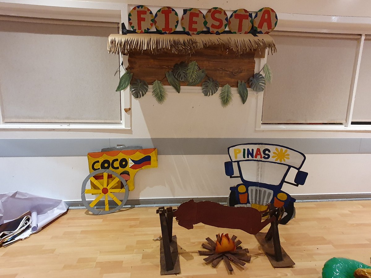 AaronKyle1120's tweet photo. Happening now!
#PinoyFiesta
Organized by twins @sheirlynaquino and @iamsheenastar. Bringing the culture to England.
๐ฅณ๐ฅณ https://t.co/OUyNZgDDdg