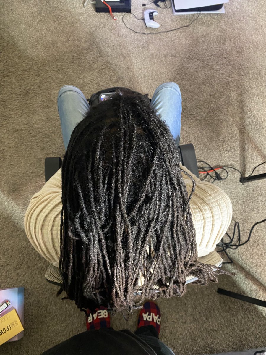 kolekutz_'s tweet image. Full service for the win!! 🏆 

#htxhair #houstontx #houstonlocs #htxlocs #htxloctician #trending #viral