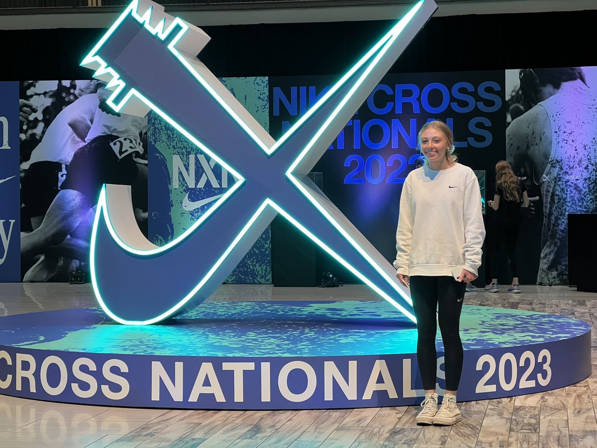 ✅Athlete drop off complete! Good Luck Emilia @  Nike Cross Nationals , Portland Oregon! <a href="/ea_bluedevils/">EABlueDevils</a> <a href="/EastAuroraHSNY/">East Aurora High School</a> <a href="/bufnewspreptalk/">BuffaloNewsPrepTalk</a> <a href="/MileSplitNY/">MileSplit NY</a>