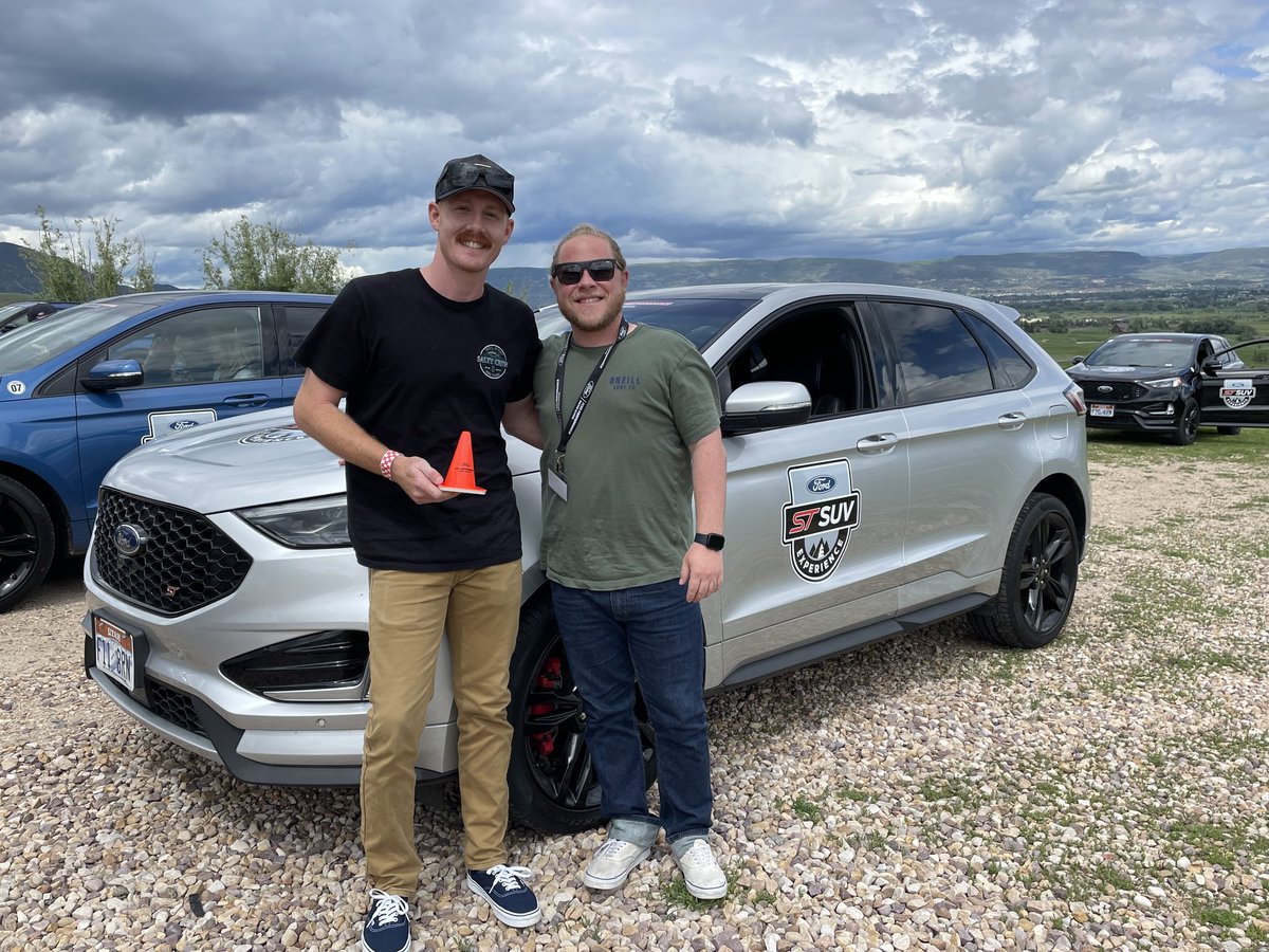 WHteamofficial's tweet photo. Shout out to the fastest #STSUVExperience @CastrolUSA Edge Auto-X Edge ST drivers of 2023:
🏁
Asheville, NC
Tom Farris
27.843
🏁
Park City, UT
Connor Kavert
31.143
🏁
#castroledge
#edgest
#fordperformance 
#fordperformanceracingschool https://t.co/6Qrpdu3qNz