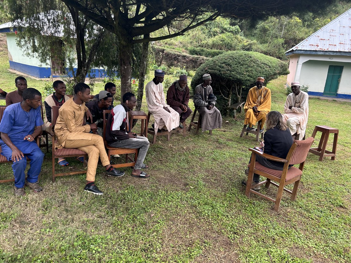 With the support of the local cattle owners and gynakos ⁦<a href="/Ngel_Nyaki/">Nigerian Montane Forest Project</a>⁩ is protecting forest edges from burning and grazing , forest ( and grass) is coming back ⁦<a href="/GovAgbuKefas/">Agbu Kefas ⏩</a>⁩ ⁦<a href="/adebotes/">'ṣèyífúnmi Adébọ̀tẹ̀</a>⁩ ⁦<a href="/sharon_ikeazor/">Sharon Ikeazor</a>⁩ ⁦<a href="/UCNZscience/">UC Science | Te Kaupeka Pūtaiao</a>⁩ ⁦@aplori_org⁩
