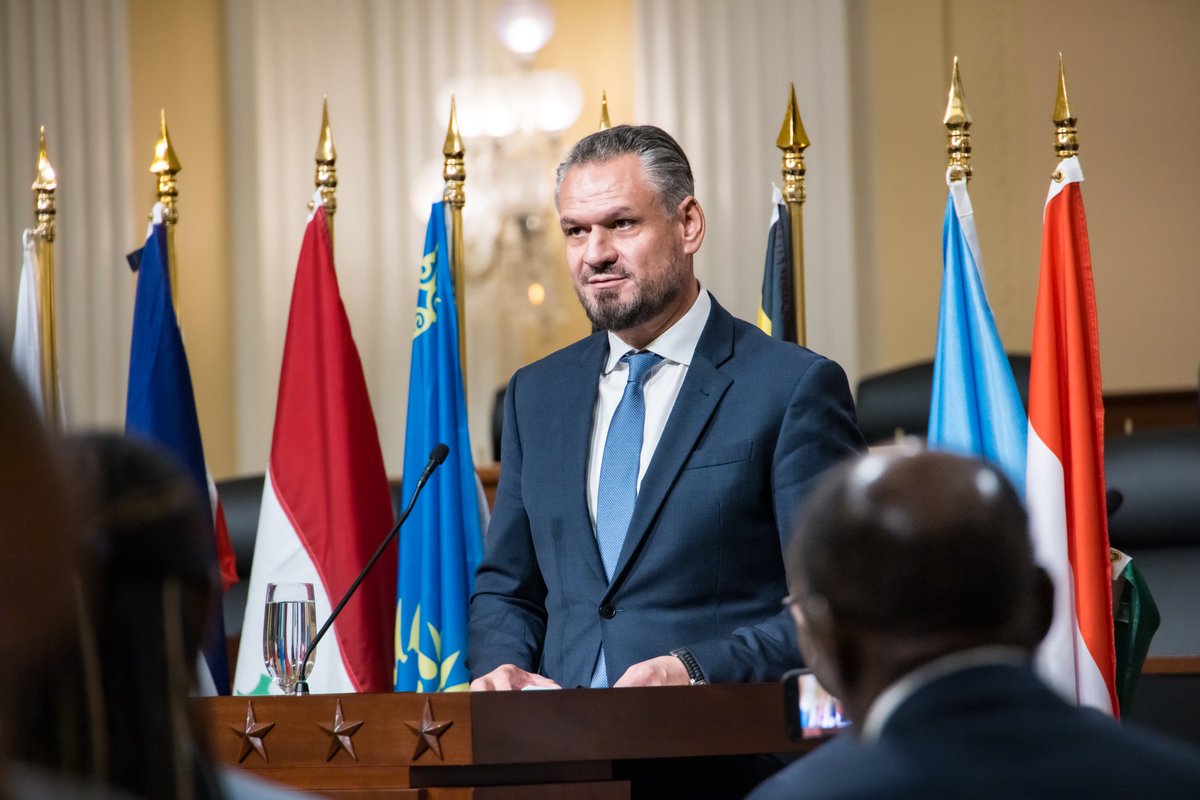 ValerieHuber20's tweet photo. I am thankful for the impactful words of the Hungarian Ambassador to the U.S., @_SzabolcsTakacs, as he spoke at the #GCD2023 Commemoration. “Families and children are the most basic cornerstones of our society and without upholding their rights, no nation can flow.” https://t.co/qHuUWGFc2X