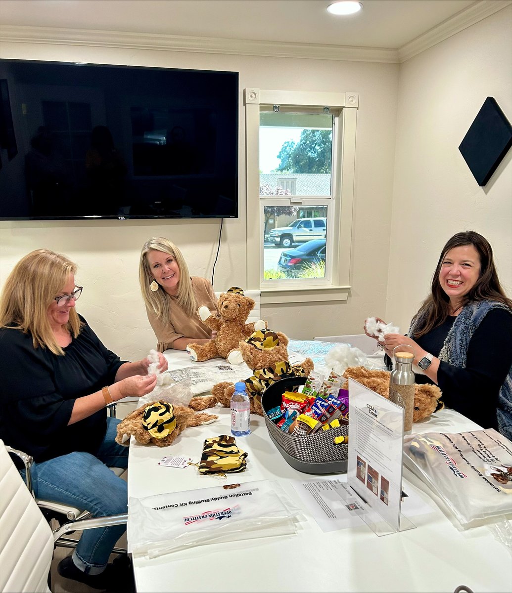 crosscountrymtg's tweet photo. With the help of more than a dozen CCM branches, we were able to stuff 1,000 @OpGratitude Battalion Buddy teddy bears to help children with deployed parents. Another successful event! #ThisIsCCM https://t.co/umWWhyiJrn