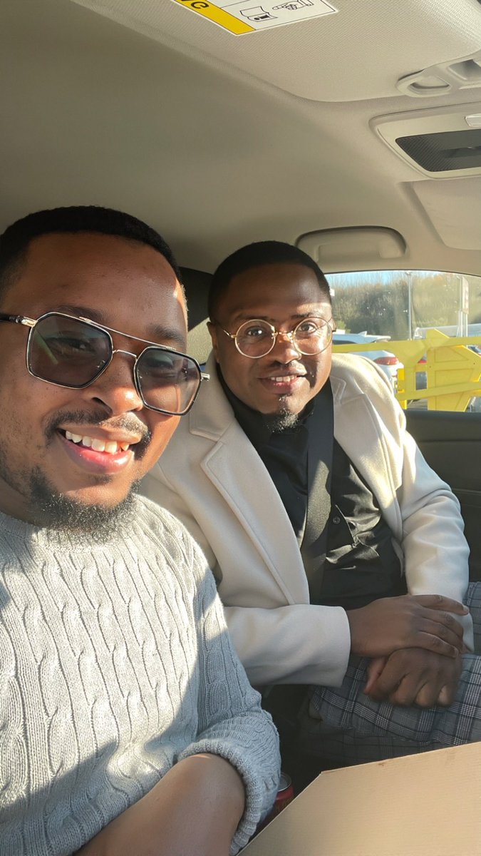 TytanTheOne's tweet photo. Not Everyday Hitmaking. Sometimes A Quick Lunch and Vibes!
Blessings @jusadementor!
#skhokho #progressisamust #stoke #stokeontrent https://t.co/kcoMFoKgDm