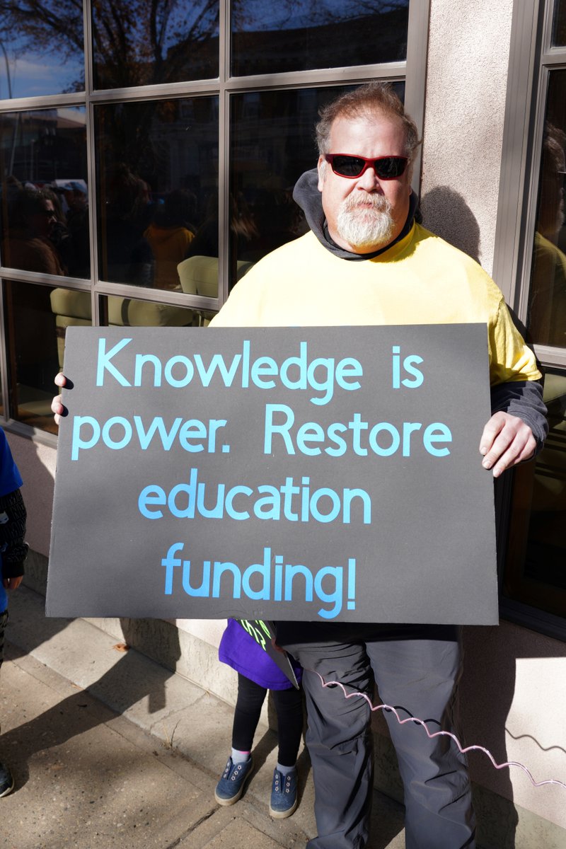 SaskTeachersFed's tweet photo. Over 4,000 people attended our mini rallies this fall. Yet the Sask. government continues to pretend not to hear the very real concerns about the crises in our public schools.

Demand more from your government. RSVP for our Day of Action on Dec. 1: https://t.co/61jloxfznB #tbt https://t.co/v3RQK49EH2