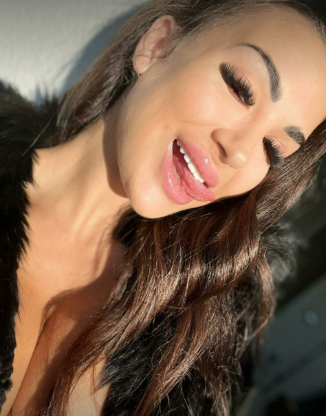 D&eacute;jame tu comentario y RT si ya has escuchado mi nuevo tema😊 Os leo💋💋💋 https://t.co/a9JuQyRxXI