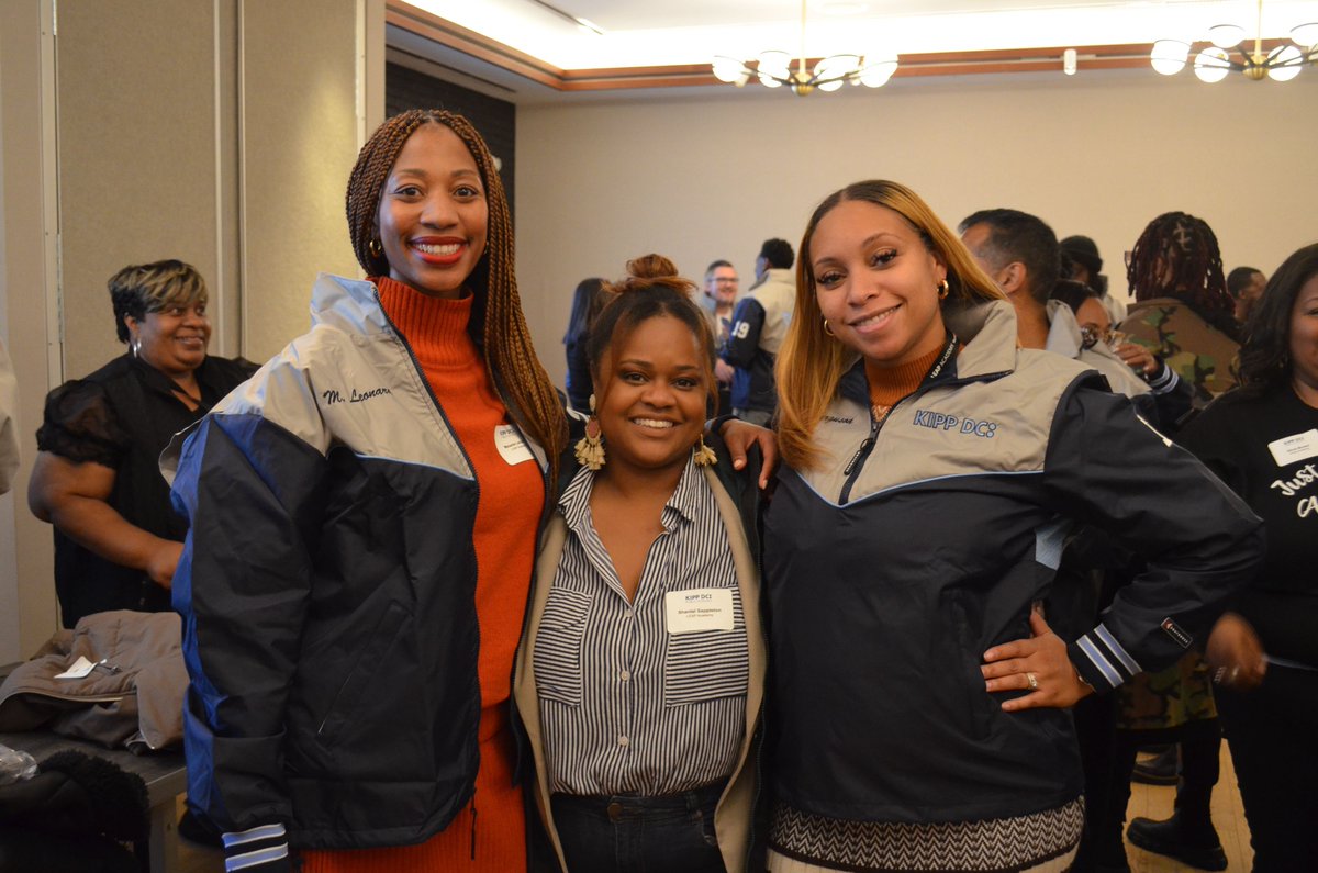 KIPP_DC's tweet image. #ThrowbackThursday to our recent 5-year jacket recognition at KIPP DC! Thank you to our staff for their unwavering commitment. Here's to many more years! 🎉 #KIPPDC