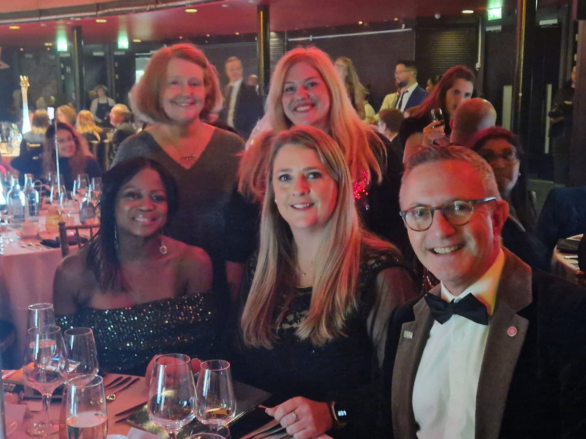 All ready to celebrate an evening of Social Enterprise with the <a href="/GLL_UK/">GLL</a> team #SocEntAwards23