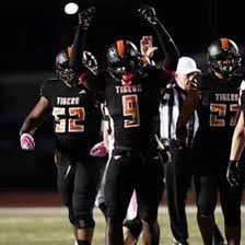 1of1 (@1of1talents) on Twitter photo DE/TE Rashad Jones( <a href="/_44RashadJones_/">Rashad Jones</a> ) is a player that I think will explode in his senior season. He is very fast off the edge gets to the ball quick and very physical. He has big potential to be the best edge rusher coming out of his class. DE/TE Rashad Jones( <a href="/_44RashadJones_/">Rashad Jones</a> ) is a player that I think will explode in his senior season. He is very fast off the edge gets to the ball quick and very physical. He has big potential to be the best edge rusher coming out of his class.