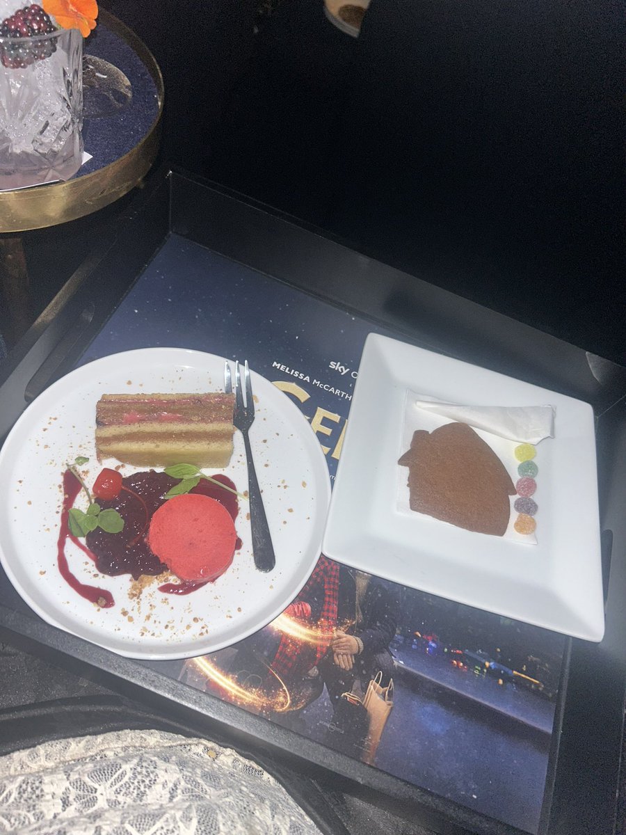 Just what I wished for! A delicious <a href="/taste_film/">Taste Film</a> screening of Richard Curtis’ #GenieMovie last night, complete with ‘Christmaspolitans’ and in-movie gingerbread decorating. Thanks for having me <a href="/skytv/">Sky TV</a>! The film is out on Sky tomorrow 🎄
